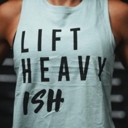 Lift Heavy Ish Tank topp til styrketrening